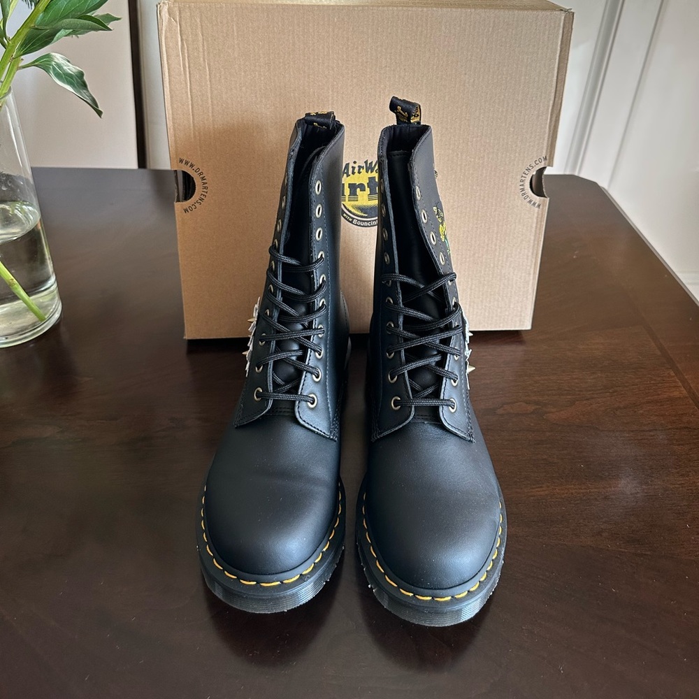 DR. MARTENS 1490 FLORAL BLOOM LEATHER MID-CALF BOOTS - Picture 2 of 13
